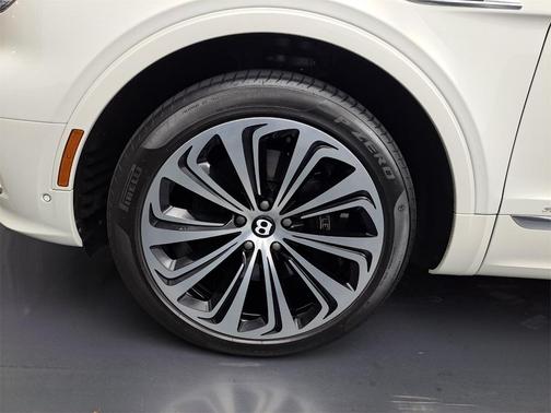 2024 Bentley Bentayga