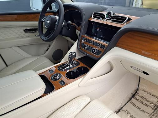 2021 Bentley Bentayga V8