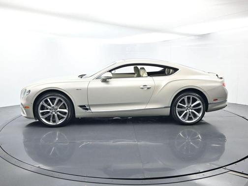 White Sand by Mulliner 2023 Bentley Continental GT Base