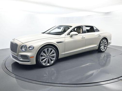 White Sand by Mulliner 2022 Bentley Flying Spur V8