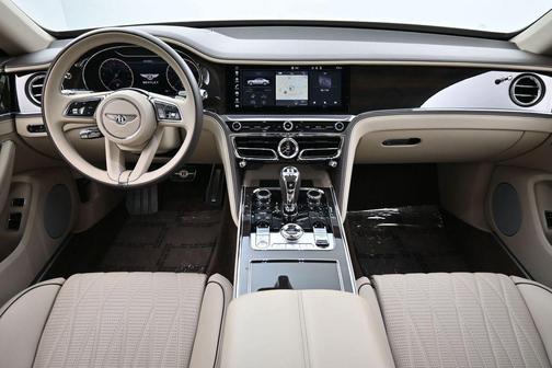 White Sand by Mulliner 2022 Bentley Flying Spur V8