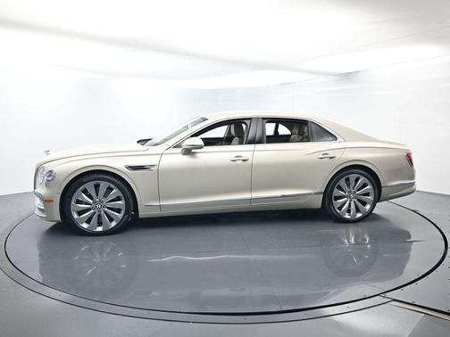White Sand by Mulliner 2022 Bentley Flying Spur V8