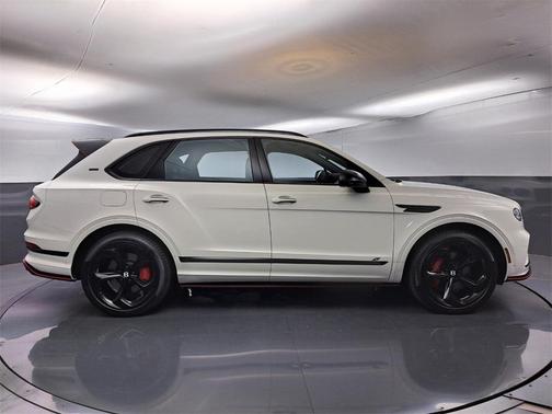 2025 Bentley Bentayga S Black Edition