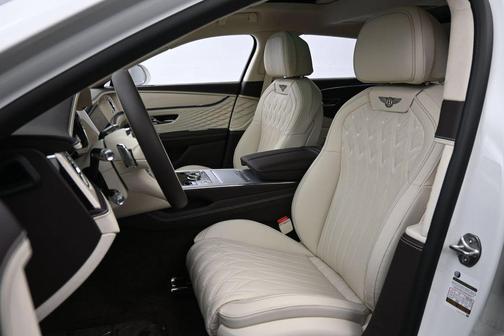 Glacier White 2026 Bentley Flying Spur Azure