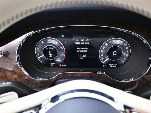 2025 Bentley Bentayga V8