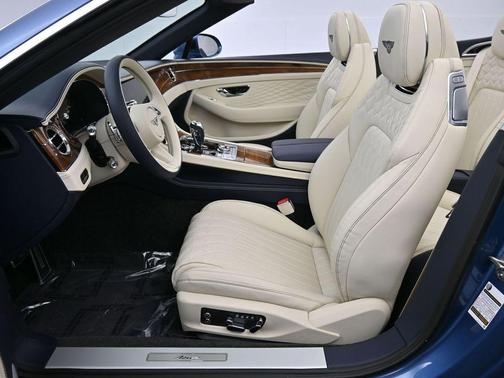 Portofino 2026 Bentley Continental GT Base