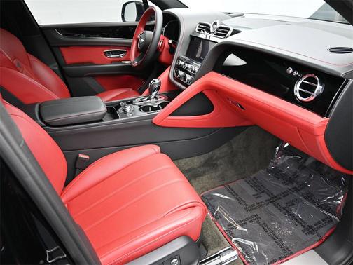 2023 Bentley Bentayga V8