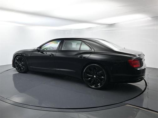 2026 Bentley Flying Spur 