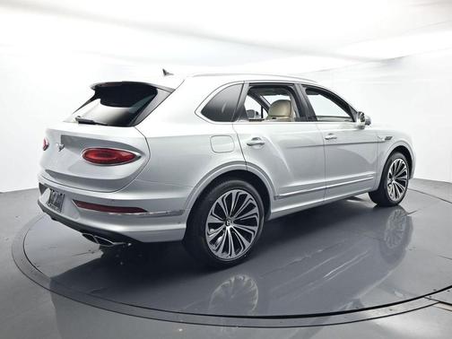 Breeze 2026 Bentley Bentayga Azure