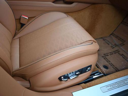 2025 Bentley Flying Spur Speed