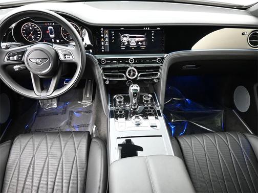 2022 Bentley Flying Spur V8
