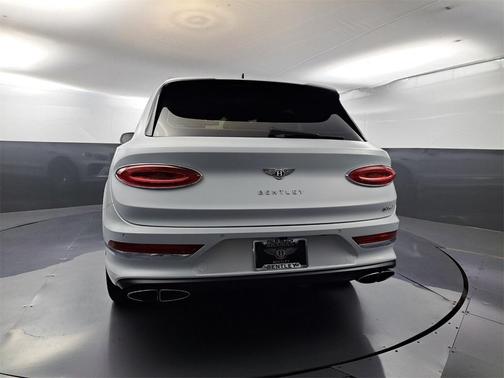 2024 Bentley Bentayga Hybrid Azure