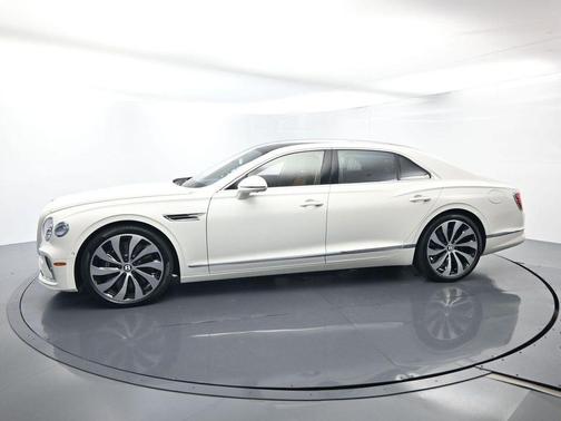 Glacier White 2026 Bentley Flying Spur