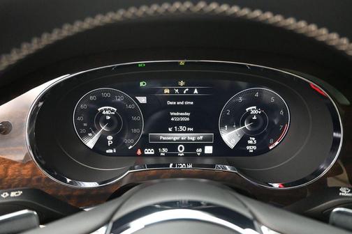 Onyx 2023 Bentley Bentayga EWB V8