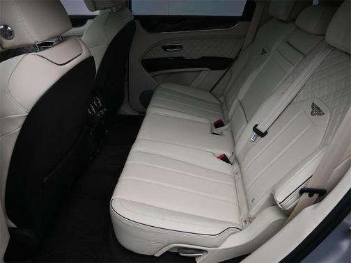 2021 Bentley Bentayga V8