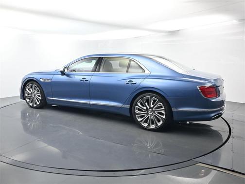 2023 Bentley Flying Spur Mulliner W12