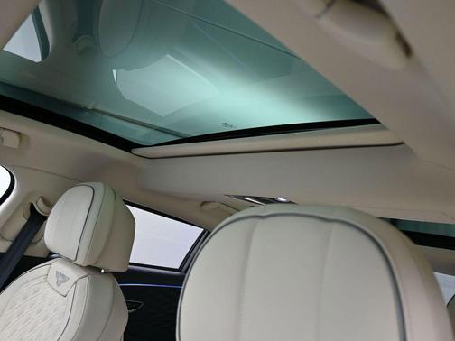 2023 Bentley Flying Spur Mulliner W12