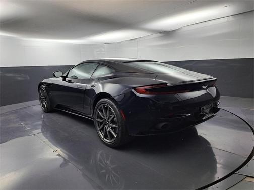 2017 Aston Martin DB11