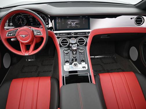 Onyx 2023 Bentley Continental GT Base