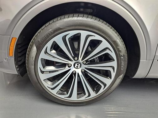 2023 Bentley Bentayga Azure