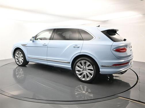 2025 Bentley Bentayga EWB Mulliner