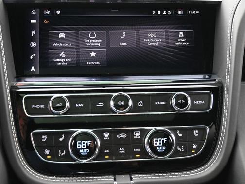 2024 Bentley Bentayga EWB 