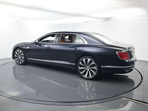 Dark Sapphire 2026 Bentley Flying Spur