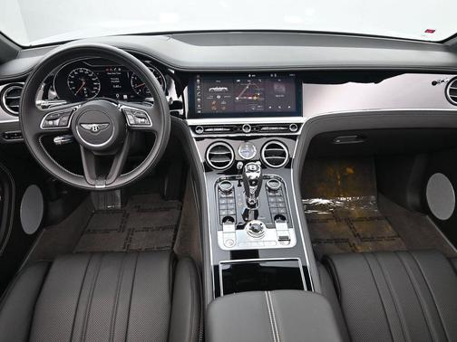 Moonbeam 2023 Bentley Continental GT Base
