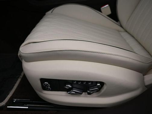 2026 Bentley Flying Spur Azure