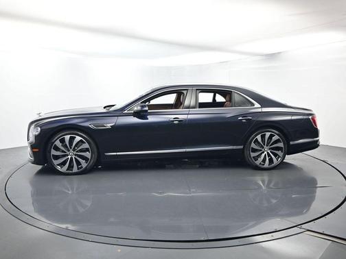Dark Sapphire 2026 Bentley Flying Spur