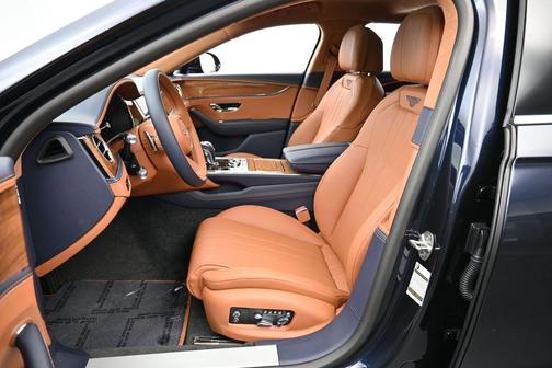 Dark Sapphire 2026 Bentley Flying Spur