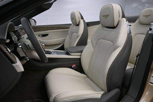 Sandstone 2024 Bentley Continental GT Speed