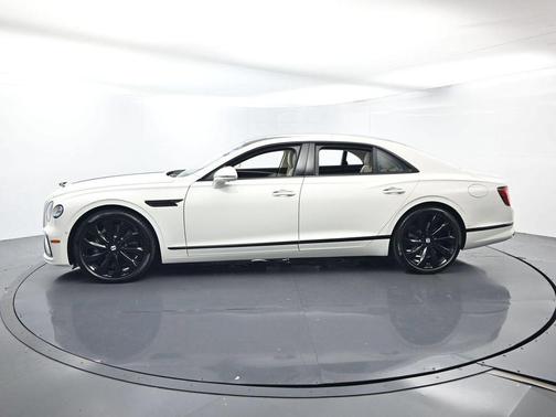Glacier White 2026 Bentley Flying Spur