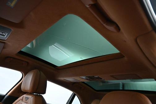 Hallmark 2026 Bentley Flying Spur V8