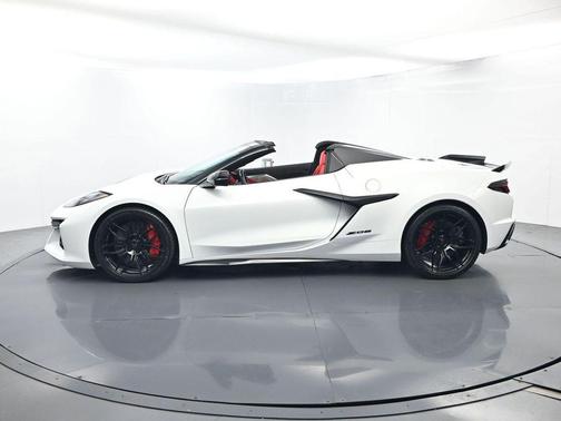 Arctic White 2024 Chevrolet Corvette Z06