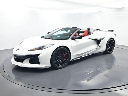 Arctic White 2024 Chevrolet Corvette Z06