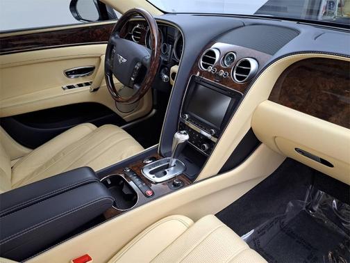 2014 Bentley Flying Spur Base