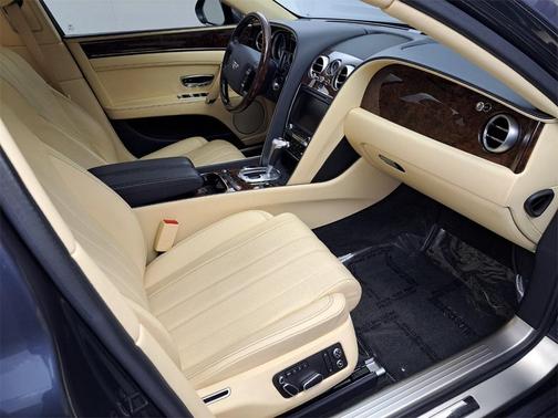 2014 Bentley Flying Spur Base