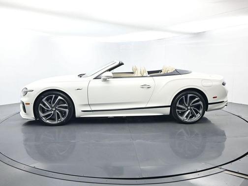 Glacier White 2025 Bentley Continental GT Speed