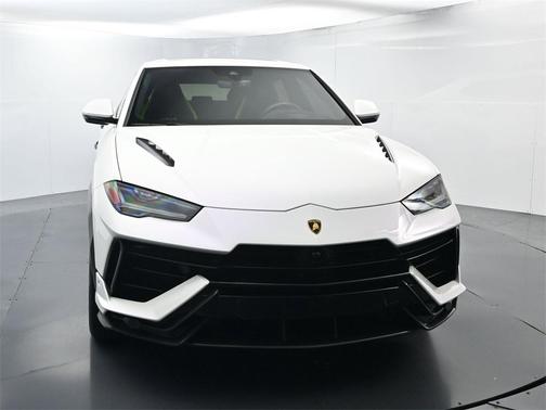 2024 Lamborghini Urus Performante