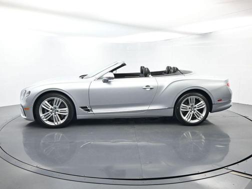 Moonbeam 2023 Bentley Continental GT Base
