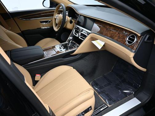 2026 Bentley Flying Spur 