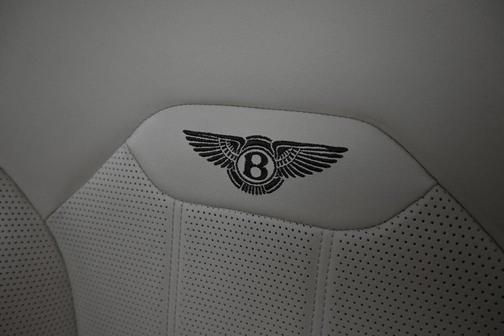 Rose Gold Metallic 2023 Bentley Bentayga V8