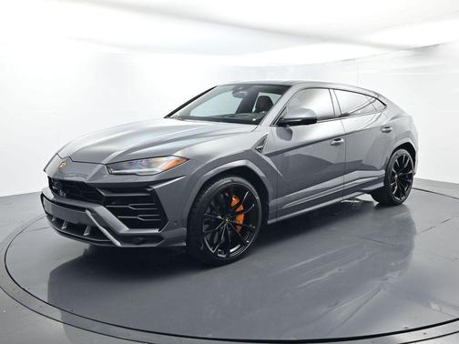 Grigio Telesto Metallic 2022 Lamborghini Urus Base