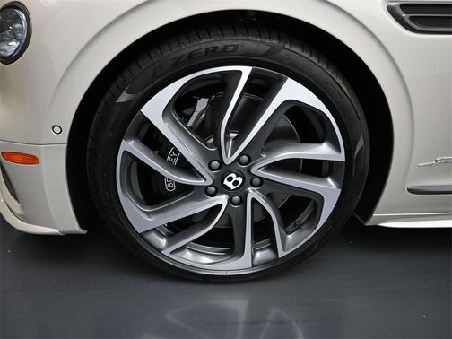 2025 Bentley Flying Spur Speed