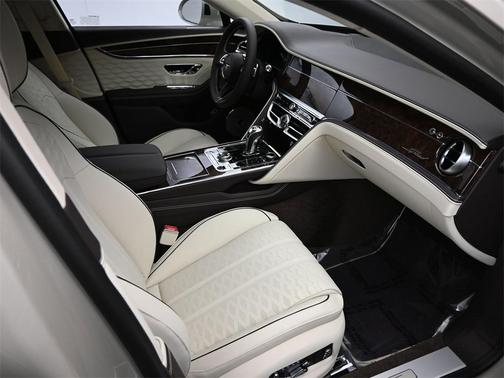 2025 Bentley Flying Spur Speed