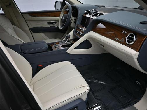 2025 Bentley Bentayga EWB Azure