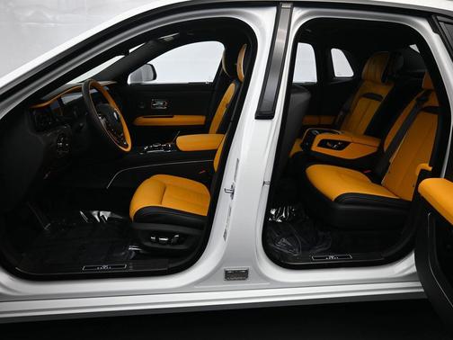 2025 Rolls-Royce Ghost Black Badge