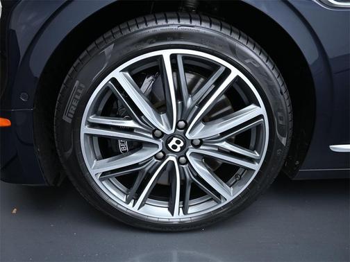 2021 Bentley Flying Spur V8