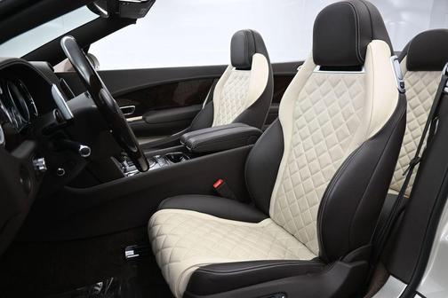 White Sand Metallic 2016 Bentley Continental GT Speed
